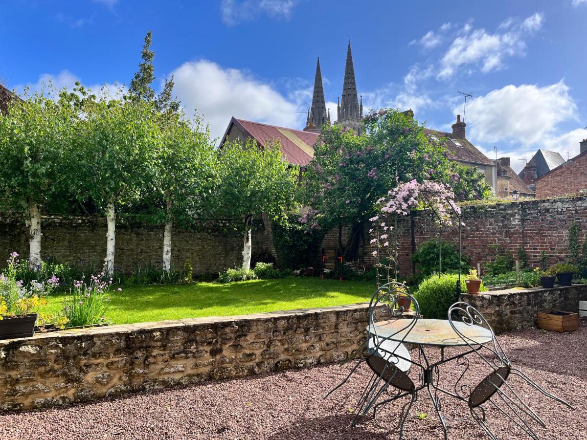 Maison Chaleureuse Avec Jardin - Pause Normande Sées Buitenkant foto